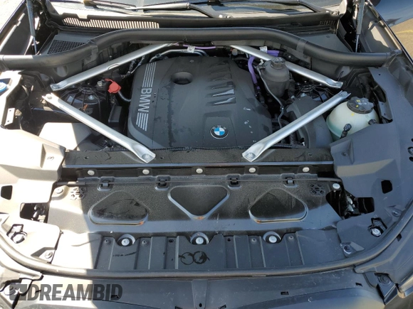 2024 BMW X5 xDrive40i z VIN 5UX23EU06R9V66999, wystawiony jako Copart lot #51369505 z przebiegiem Nie podano mil oraz Szkody całkowita. Historia ofert i sprzedaży dostępna na DreamBid. Obrazek 12.
