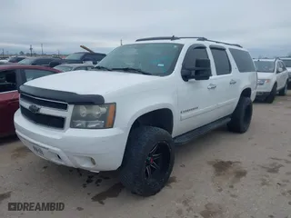 2008 Chevrolet Suburban LT w/3LT with VIN 3GNFC16048G187823, listed as a IAAI auction lot 41612832 with 244,128 mi miles. Bid and sale history available at carsss.com. Image 2.