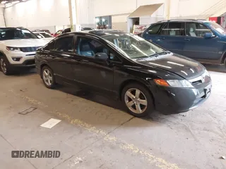 2008 Honda Civic EX-L z VIN 2HGFA16968H356352, wystawiony jako IAAI lot #41915005 z przebiegiem 253 556 mil mil oraz . Historia ofert i sprzedaży dostępna na DreamBid. Obrazek 1.