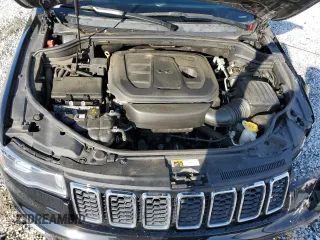 2018 Jeep Grand Cherokee Laredo E with VIN 1C4RJEAGXJC246874, listed as a Copart auction lot 56722005 with 101,493 mi miles and Salvage title. Bid and sale history available at DreamBid. Image 12.