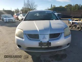 2005 Mitsubishi Galant DE with VIN 4A3AB26FX5E039465, listed as a Copart auction lot 86532374 with 196,698 mi miles and Salvage Title. Bid and sale history available at carsss.com. Image 5.