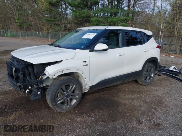 2021 Kia Seltos LX z VIN KNDEPCAA7M7213292, wystawiony jako IAAI lot #42092576 z przebiegiem 35 664 mil mil oraz . Historia ofert i sprzedaży dostępna na DreamBid. Obrazek 2.