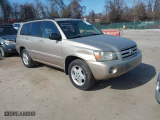 2007 Toyota Highlander w/3rd Row with VIN JTEEP21A070211970, listed as a IAAI auction lot 41761590 with 238,052 mi miles. Bid and sale history available at carsss.com. Image 1.