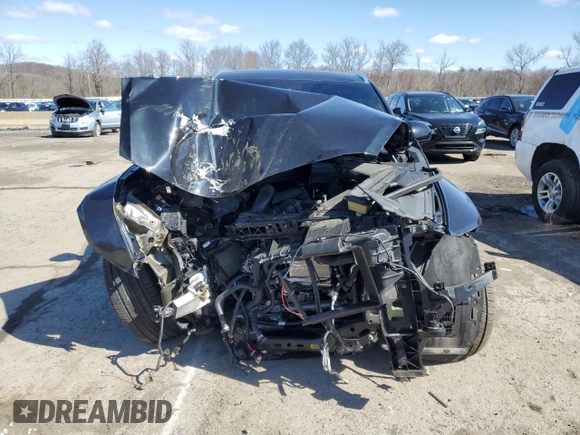 2025 Genesis GV80 Prestige with VIN KMUHEESC4SU231985, listed as a Copart auction lot 51812605 with Not Provided miles and Salvage Title. Bid and sale history available at DreamBid. Image 5.