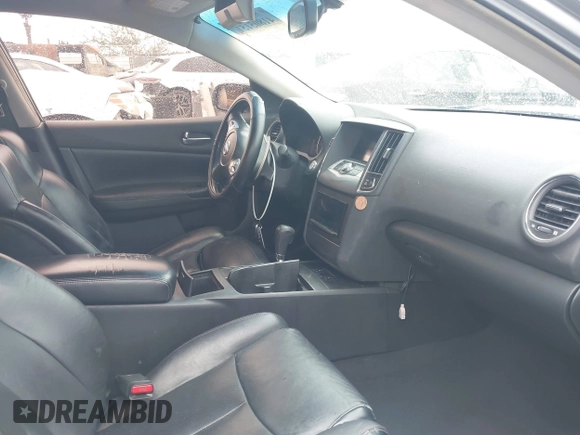 2009 Nissan Maxima SV with VIN 1N4AA51E99C803366, listed as a IAAI auction lot 41805151 with 175,801 mi miles and . Bid and sale history available at DreamBid. Image 5.