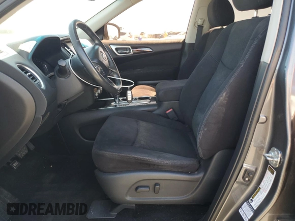 2015 Nissan Pathfinder SV z VIN 5N1AR2MN0FC672297, wystawiony jako Copart lot #57278785 z przebiegiem 85 083 mil mil oraz Szkoda całkowita • Salvage title. Historia ofert i sprzedaży dostępna na DreamBid. Obrazek 7.