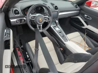 2019 Porsche 718 Boxster z VIN WP0CA2A84KS211137, wystawiony jako Copart lot #74693094 z przebiegiem Nie podano mil oraz Nie do naprawy • Non repairable. Historia ofert i sprzedaży dostępna na DreamBid. Obrazek 8.