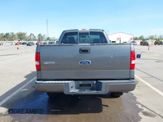 2004 Ford F-150 XL z VIN 1FTRF12W24NC11903, wystawiony jako IAAI lot #42092090 z przebiegiem 236 732 mil mil oraz . Historia ofert i sprzedaży dostępna na DreamBid. Obrazek 16.