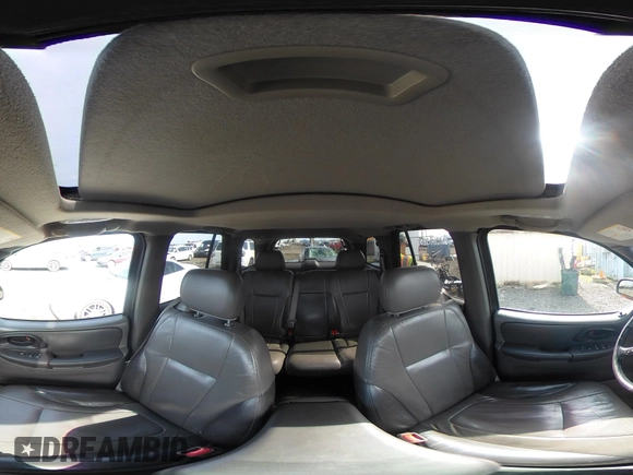 2003 Chevrolet TrailBlazer LTZ with VIN 1GNDT13S332400873, listed as a IAAI auction lot 41939816 with 152,996 mi miles and . Bid and sale history available at DreamBid. Image 18.