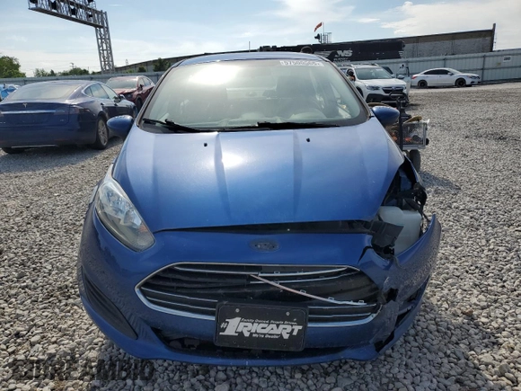 2019 Ford Fiesta SE z VIN 3FADP4BJ5KM159385, wystawiony jako Copart lot #57500565 z przebiegiem 75 766 mil mil oraz Szkoda całkowita • Salvage title. Historia ofert i sprzedaży dostępna na DreamBid. Obrazek 5.