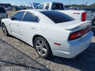 2013 Dodge Charger RT with VIN 2C3CDXDT1DH503587, listed as a IAAI auction lot 41354849 with 122,824 mi miles. Bid and sale history available at carsss.com. Image 3.