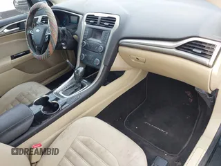 2014 Ford Fusion SE with VIN 3FA6P0HD3ER184294, listed as a IAAI auction lot 42141660 with 216,696 mi miles. Bid and sale history available at carsss.com. Image 5.