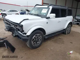 2024 Ford Bronco Outer Banks with VIN 1FMDE8BH4RLA69172, listed as a IAAI auction lot 41526087 with 24,467 mi miles. Bid and sale history available at carsss.com. Image 2.
