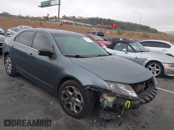 2011 Ford Fusion SE with VIN 3FAHP0HA4BR242326, listed as a IAAI auction lot 41511359 with 181,557 mi miles. Bid and sale history available at carsss.com. Image 1.