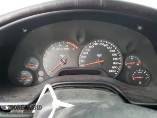 2002 Chevrolet Corvette with VIN 1G1YY22G325133786, listed as a Copart auction lot 87978585 with 0 mi miles and Salvage Title. Bid and sale history available at carsss.com. Image 9.
