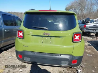 2016 Jeep Renegade Latitude with VIN ZACCJBBTXGPD18290, listed as a IAAI auction lot 41399537 with 49,749 mi miles. Bid and sale history available at carsss.com. Image 17.