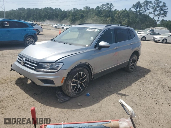 2021 Volkswagen Tiguan SE z VIN 3VV3B7AX9MM086196, wystawiony jako Copart lot #56989655 z przebiegiem 67 004 mil mil oraz Szkoda całkowita • Salvage title. Historia ofert i sprzedaży dostępna na DreamBid. Obrazek 1.