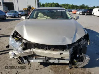 2012 Lexus ES 330 z VIN JTHBK1EG9C2481629, wystawiony jako Copart lot #57839495 z przebiegiem 60 339 mil mil oraz Czysty tytuł • Clean title. Historia ofert i sprzedaży dostępna na DreamBid. Obrazek 5.