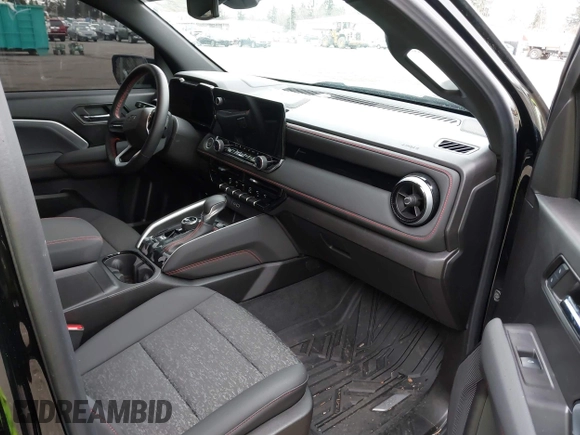 2024 Chevrolet Colorado 4WD Z71 with VIN 1GCPTDEK5R1196760, listed as a IAAI auction lot 41805734 with 5,252 mi miles. Bid and sale history available at carsss.com. Image 5.