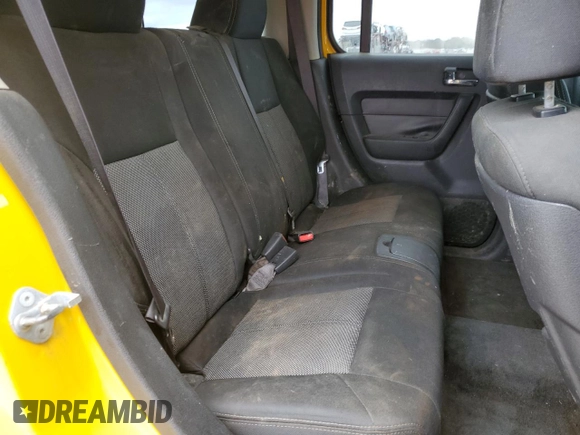 2006 Hummer H3 with VIN 5GTDN136868106899, listed as a Copart auction lot 79800944 with 260,971 mi miles and Salvage Title. Bid and sale history available at carsss.com. Image 11.
