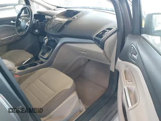 2013 Ford C-Max SE z VIN 1FADP5AU4DL556432, wystawiony jako IAAI lot #41703080 z przebiegiem 147 693 mil mil oraz . Historia ofert i sprzedaży dostępna na DreamBid. Obrazek 5.