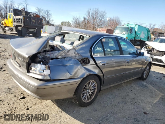 2003 BMW 5 Series 530iA with VIN WBADT63433CK32344, listed as a Copart auction lot 81746044 with 137,148 mi miles and Salvage Title. Bid and sale history available at carsss.com. Image 3.