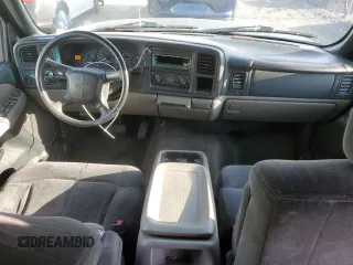 2002 Chevrolet Suburban LS with VIN 1GNFK16Z82J135148, listed as a Copart auction lot 45701285 with 270,757 mi miles and Salvage Title. Bid and sale history available at carsss.com. Image 8.