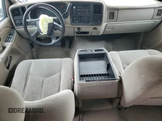 2005 Chevrolet Suburban LS with VIN 3GNEC16Z85G243106, listed as a Copart auction lot 82868994 with 192,142 mi miles and Salvage title. Bid and sale history available at DreamBid. Image 8.