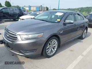 2013 Ford Taurus Limited z VIN 1FAHP2F8XDG185782, wystawiony jako IAAI lot #42474018 z przebiegiem 181 144 mil mil oraz . Historia ofert i sprzedaży dostępna na DreamBid. Obrazek 17.