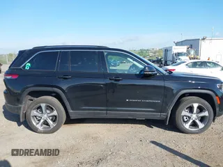 2024 Jeep Grand Cherokee с VIN 1C4RJYB61RC713750, выставлен на аукционе IAAI как лот 42149409 с пробегом 9 931 миль миль и . История ставок и продаж доступна на DreamBid. Изображение 14.