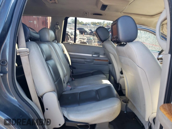 2008 Chrysler Aspen Limited z VIN 1A8HX58248F126249, wystawiony jako Copart lot #81952124 z przebiegiem 237 187 mil mil oraz Szkody całkowita. Historia ofert i sprzedaży dostępna na DreamBid. Obrazek 11.