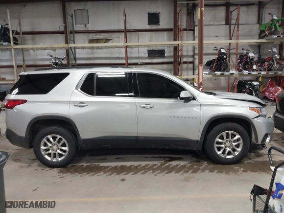 2020 Chevrolet Traverse LT Cloth with VIN 1GNEVGKWXLJ251423, listed as a IAAI auction lot 41650180 with 28,815 mi miles. Bid and sale history available at carsss.com. Image 13.
