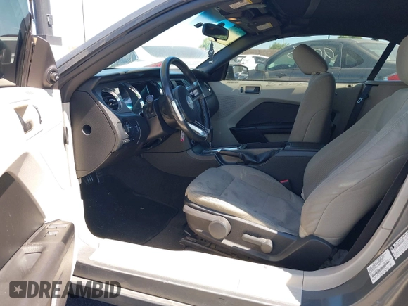 2011 Ford Mustang V6 with VIN 1ZVBP8EMXB5159478, listed as a IAAI auction lot 42609933 with 220,282 mi miles and . Bid and sale history available at DreamBid. Image 5.