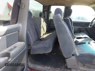 2001 Chevrolet Silverado 1500 LS with VIN 2GCEC19T311199096, listed as a IAAI auction lot 41919758 with 130,632 mi miles. Bid and sale history available at carsss.com. Image 8.