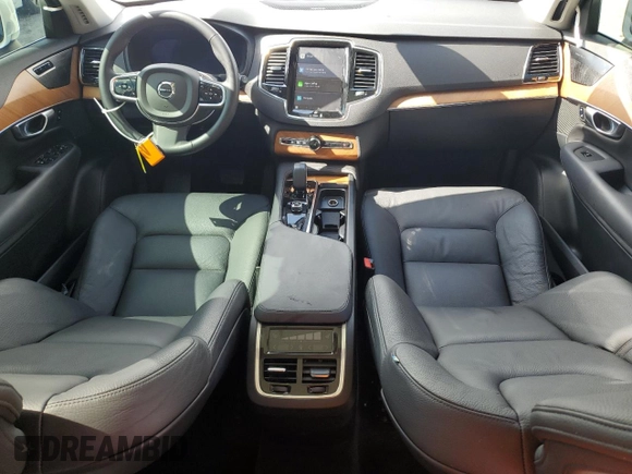 2023 Volvo XC90 Plus with VIN YV4062PN5P1978068, listed as a Copart auction lot 60688515 with 24,148 mi miles and Salvage title. Bid and sale history available at DreamBid. Image 8.