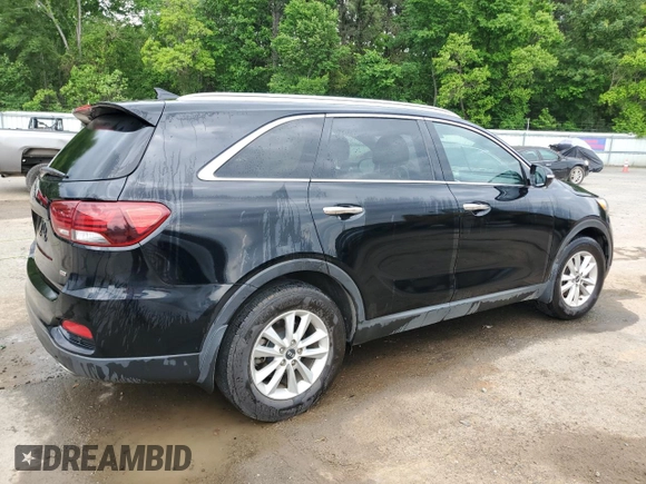 2019 Kia Sorento L with VIN 5XYPG4A37KG480352, listed as a Copart auction lot 53808985 with 111,816 mi miles and Clean Title. Bid and sale history available at carsss.com. Image 3.