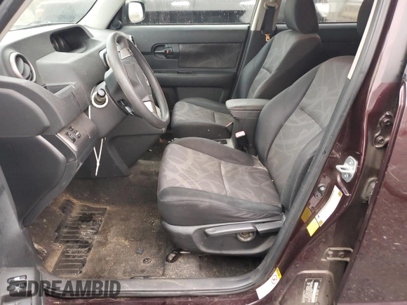 2014 Scion xB z VIN JTLZE4FE5EJ051020, wystawiony jako Copart lot #80981904 z przebiegiem 98 316 mil mil oraz Szkody całkowita. Historia ofert i sprzedaży dostępna na DreamBid. Obrazek 7.