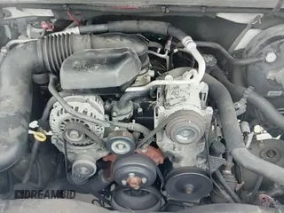 2008 GMC Sierra 1500 Work Truck z VIN 1GTEC14X48Z129263, wystawiony jako IAAI lot #41748174 z przebiegiem 263 584 mil mil oraz . Historia ofert i sprzedaży dostępna na DreamBid. Obrazek 12.