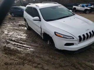 2016 Jeep Cherokee Latitude with VIN 1C4PJMCB6GW327039, listed as a Copart auction lot 48768345 with 81,354 mi miles and Salvage Title. Bid and sale history available at carsss.com. Image 15.