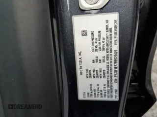 2024 Tesla Model 3 z VIN 5YJ3E1EA7RF826476, wystawiony jako Copart lot #80184564 z przebiegiem 2963 mil mil oraz Szkody całkowita. Historia ofert i sprzedaży dostępna na DreamBid. Obrazek 14.