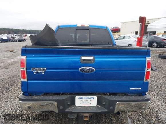 2011 Ford F-150 XL with VIN 1FTFW1EF0BFA37402, listed as a IAAI auction lot 41622872 with 212,279 mi miles. Bid and sale history available at carsss.com. Image 17.