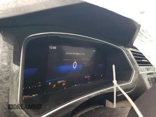 2023 Volkswagen Tiguan SE R-Line Black z VIN 3VVCB7AX5PM030017, wystawiony jako Copart lot #57315575 z przebiegiem 39 577 mil mil oraz Szkoda całkowita • Salvage title. Historia ofert i sprzedaży dostępna na DreamBid. Obrazek 9.