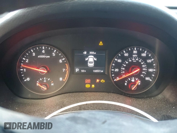 2017 Kia Cadenza Premium with VIN KNALC4J18H5042236, listed as a Copart auction lot 84019434 with 104,531 mi miles and Salvage Title. Bid and sale history available at carsss.com. Image 9.