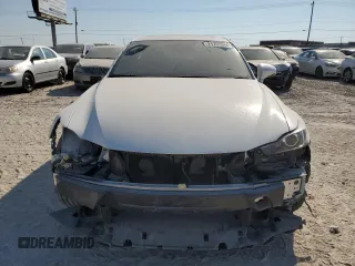 2020 Lexus IS 300 with VIN JTHAA1D20L5105050, listed as a Copart auction lot 71767344 with 31,186 mi miles and Salvage title. Bid and sale history available at DreamBid. Image 5.