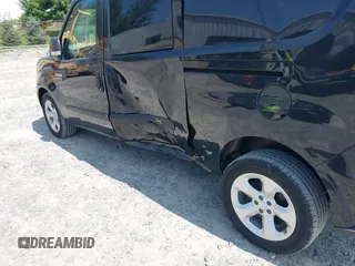 2022 Ram ProMaster City Cargo Tradesman z VIN ZFBHRFAB2N6Y42860, wystawiony jako IAAI lot #40139398 z przebiegiem 13 863 mil mil oraz . Historia ofert i sprzedaży dostępna na DreamBid. Obrazek 18.