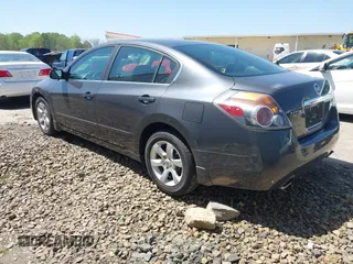 2007 Nissan Altima 2.5 S with VIN 1N4AL21E07N438943, listed as a IAAI auction lot 41993187 with 270,582 mi miles. Bid and sale history available at carsss.com. Image 3.