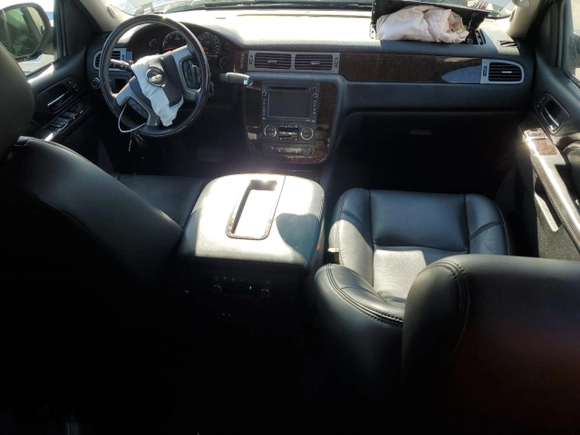 2013 GMC Yukon Denali with VIN 1GKS2EEF0DR267478, listed as a Copart auction lot 49575025 with 53,637 mi miles and Salvage Title. Bid and sale history available at carsss.com. Image 8.