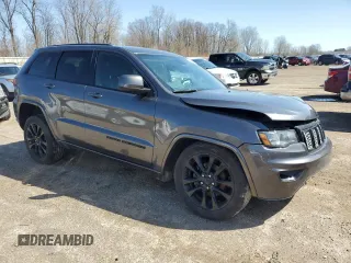 2017 Jeep Grand Cherokee Altitude z VIN 1C4RJFAG9HC797636, wystawiony jako Copart lot #51676195 z przebiegiem 139 928 mil mil oraz Szkody całkowita. Historia ofert i sprzedaży dostępna na DreamBid. Obrazek 4.