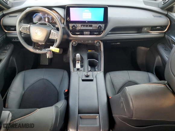 2024 Toyota Grand Highlander Hybrid MAX Limited with VIN 5TDADAB5XRS009161, listed as a Copart auction lot 77882454 with 7,429 mi miles and Clean Title. Bid and sale history available at carsss.com. Image 8.