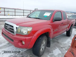2009 Toyota Tacoma with VIN 5TEUU42N29Z630198, listed as a IAAI auction lot 41626550 with 141,173 mi miles. Bid and sale history available at carsss.com. Image 2.
